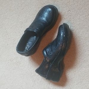 Boc Barn Concept Womens Shoes For Sale (Size 8.M)